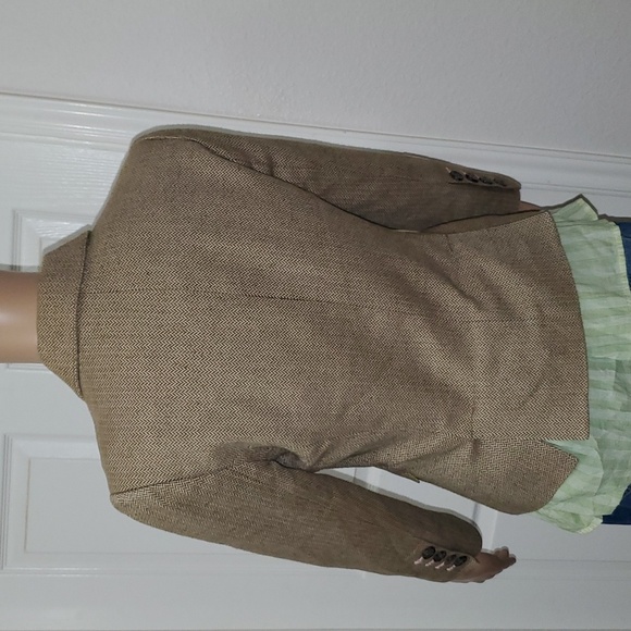 American Eagle s tweed blazer floral embroidered chic perfect for layering - Picture 5 of 9